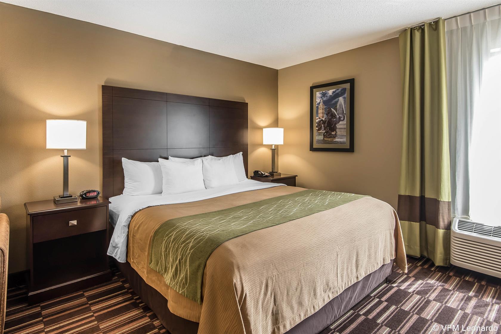 Comfort Inn & Suites Kansas City - Northeast Εξωτερικό φωτογραφία